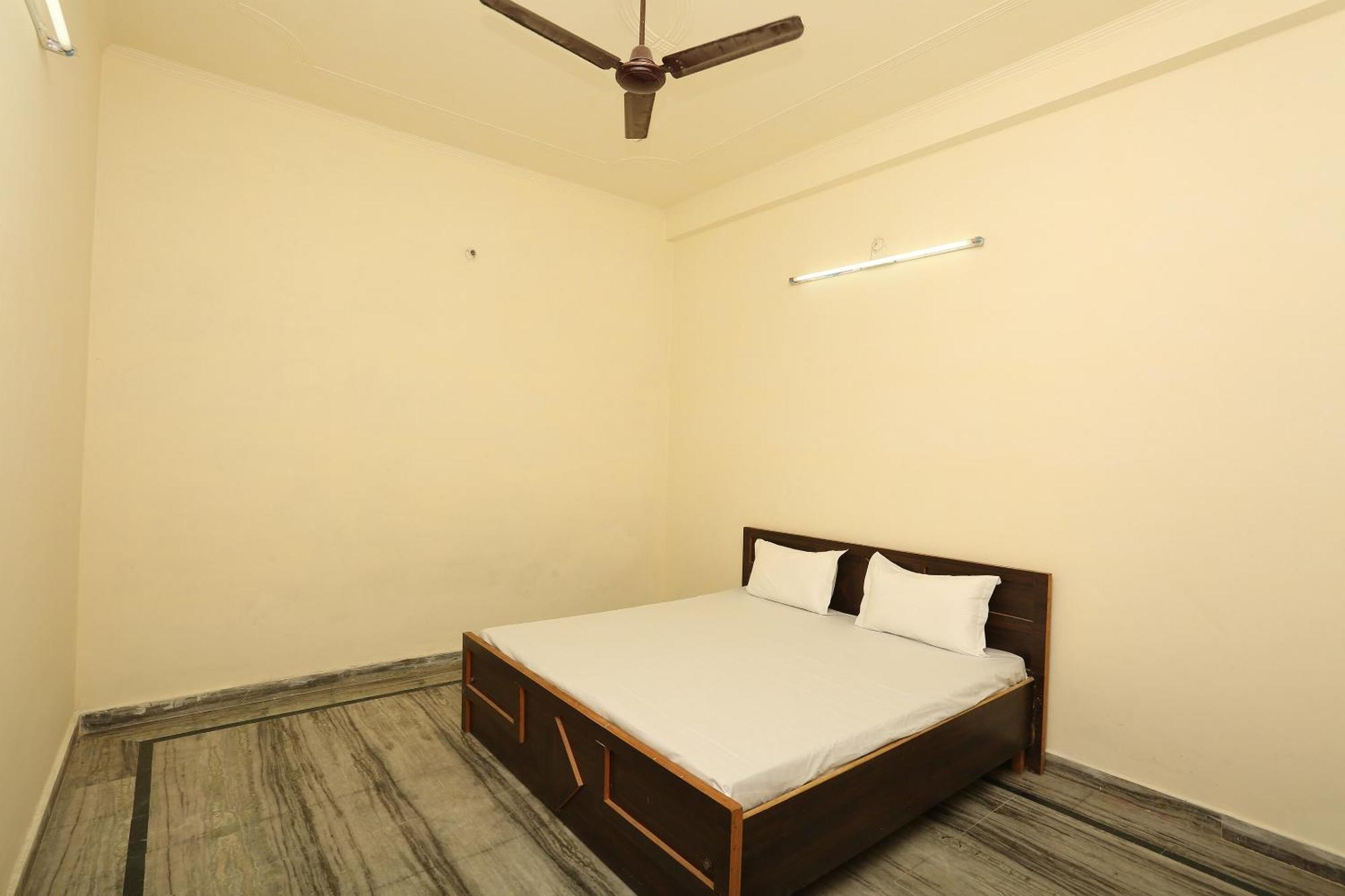 Hotel Spot On Angel Garden Alīgarh Esterno foto