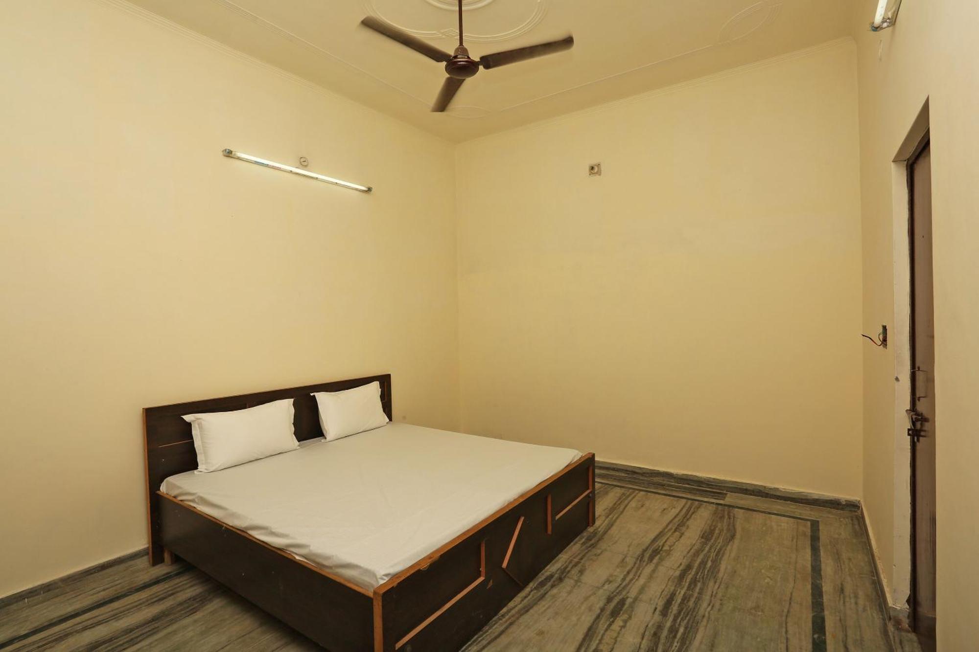 Hotel Spot On Angel Garden Alīgarh Esterno foto